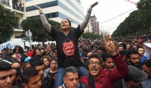 Fúria e greve na Tunísia contra a precarização e miséria dos planos do FMI