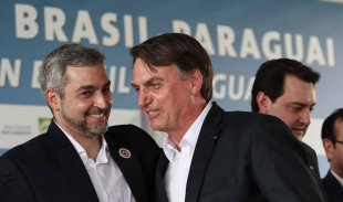 Acordo secreto de Bolsonaro e presidente paraguaio desperta crise ao impor submissão em torno de Itaipu