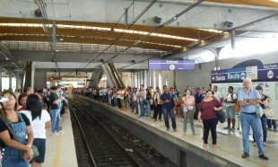 Metroviários de Recife paralisam linha sul do metrô nesse 30J