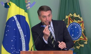 Bolsonaro segue com política genocida e retira acordos coletivos sobre contratos da sua MP