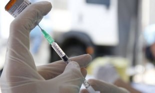 Governo Bolsonaro pretende deixar parte da população sem vacina