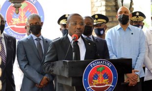 Primeiro ministro haitiano renuncia ao cargo em meio à crise política no país