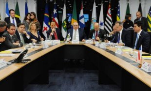 Vergonhoso: governadores do PT, PCdoB e PDT declaram apoio à reforma da Previdência do governo Bolsonaro