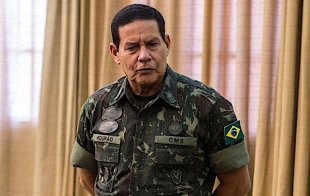 General Mourão: "Constituição não precisa ser feita por eleitos do povo"