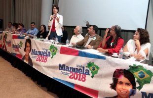 Mal se “pré-candidatou”, e Manuela D'Ávila (PCdoB) já diz querer se aliar com PMDB