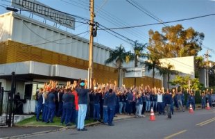 Trabalhadores da FMR e Hunter Douglas lutam na Região Metropolitana de Campinas