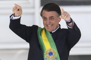 Bolsonaro oferece R$23 milhões a cada deputado que votar na sanguinária Reforma da Previdência