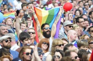 Igreja católica irlandesa está de luto pela legalização do casamento igualitário