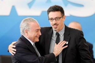 Ministros de Temer dão apoio a Bolsonaro e a continuação violenta dos ataques golpistas