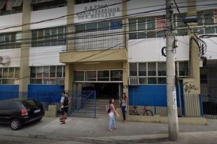 Uma semana após volta presencial, escola estadual suspende aulas depois de caso de Covid