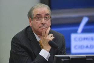 PSDB, DEM e PSB entram em acordo para adiar cassação de Cunha