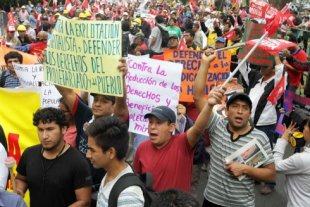 Peru: trabalhadores mineiros entram em seu terceiro dia de greve por tempo indeterminado