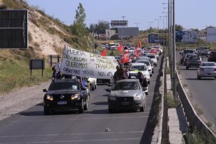 Têxtil Neuquén: contundente caravana e mobilização
