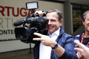 Doria quer encher São Paulo de câmeras para proteger empresas (e contra moradores de rua?)