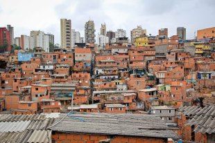 Em plena crise do Covid-19, falta água em favelas de SP