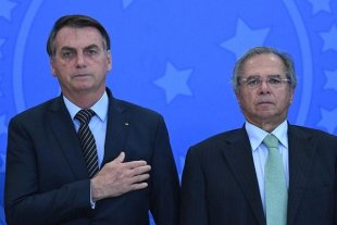 Guedes e Bolsonaro querem R$ 200 de auxílio até fim do ano, já para bancos sobram bilhões 