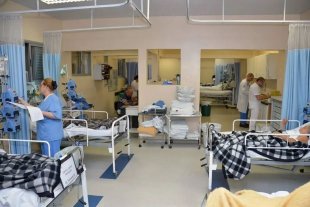 19 hospitais de SP estão com 100% de UTI ocupadas e outros 6 também beiram o colapso