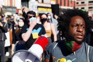 EUA: "O movimento pelas vidas negras e latinas revelou ao mundo o caráter profundamente racista dos EUA"