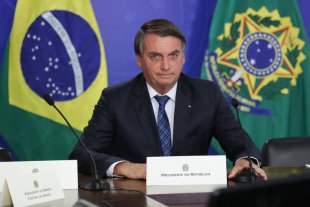 Bolsonaro afirma que não vê problema no "gabinete paralelo"