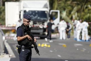 Líderes mundiais chamam a aprofundar a “guerra contra o terrorismo” após o atentado de Nice