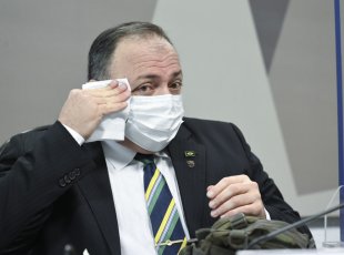 Pazuello diz cinicamente que falta de oxigênio no Amazonas durou apenas 3 dias