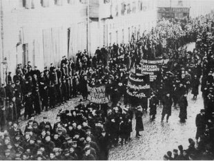 O movimento operário russo e suas revoluções: a estratégia de 1905 e 1917