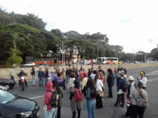 Estudantes e trabalhadores da Unicamp fecham o Tapetão para somar no dia 28.