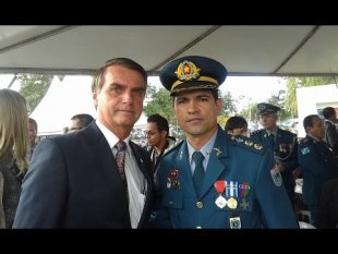 Saudosista das torturas e do golpe de 64, Bolsonaro apoia ameaças do general Villas Bôas