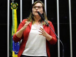 Marília Arraes (PT-PE) quer aliança com a direita contra o PSB em 2022