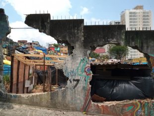 Vídeo: Faísca e CAs da USP se solidarizam com a Ocupação da São Remo em mutirão de limpeza