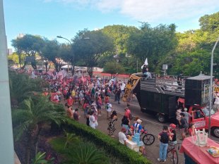 Milhares tomam as ruas de Natal - RN contra Bolsonaro neste 29M