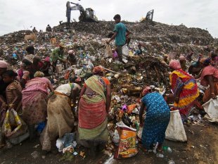 Bilionários ficam mais ricos em meio a crise social e sanitária na Índia