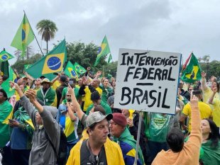 Bolsonaro recebeu mais de R$ 1 milhão de empresários golpistas para sua campanha