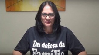 ONG de Ministra de Bolsonaro é acusada de tráfico de crianças indígenas