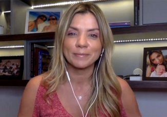 Machistas ameaçam de morte jornalista Marília Ruiz por ser contra contratação de Robinho