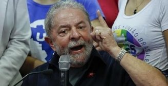 Lula discursa para tentar erguer uma “resistência petista” (que deve “militar” ignorando os ataques de Dilma)