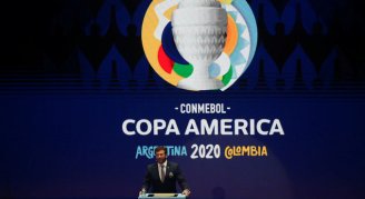 Brasil assume organização da Copa América mesmo com o recorde de 460 mil mortes por covid