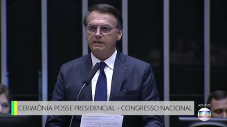 Bolsonaro reafirma ataque aos professores em seu discurso de posse