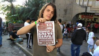Em São Paulo, participe das panfletagens "Tomar a greve geral em nossas mãos"