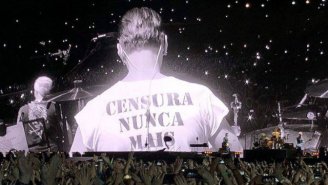 U2 protesta contra a censura e defende direitos LGBT, em turnê no Brasil