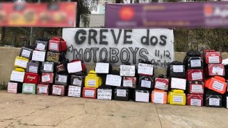 Cerca de 100 motoboys em São Carlos paralisam ontem e hoje, fazendo legitimas reivindicações