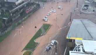 Uma pessoa morre afogada após ser arrastada por chuva forte em Campinas