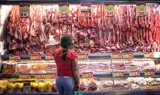 Finlândia ameaça embargar carnes brasileiras, e pede que a UE sancione o país