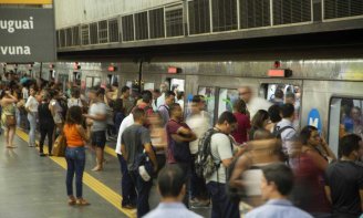Sem medidas de contenção do coronavírus, Witzel vai aumentar passagem do metrô do Rio