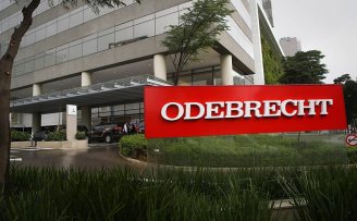Odebrecht paga propina para garantir seus interesses junto a qualquer governo
