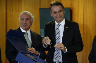 Temer já salvou Bolsonaro em 1999, com uma carta, após defender fuzilamento do FHC