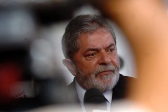Judiciário autoritário ameaça cassar tempo de TV do PT, caso Lula seja candidato