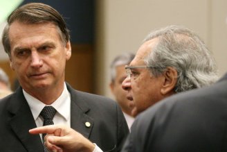 Bolsonaro vai extinguir Ministério do Trabalho para acabar com leis trabalhistas
