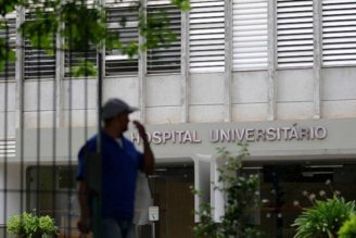 No Conselho Universitário da USP trabalhadores denunciam a situação precária dos Hospitais Universitários (HU e HRAC)