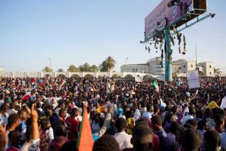Sudão: entre o levantamento das massas e a geopolítica